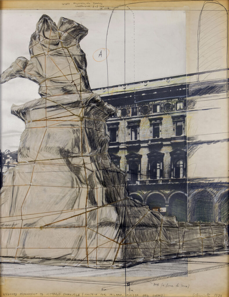 Christo, Wrapped Monument to Vittorio Emanuele (Project for Milano Piazza del Duomo), 1970, tecnica mista su cartone, 70x55 cm, Collezione Consolandi, Milano (Foto Roberto Marossi)