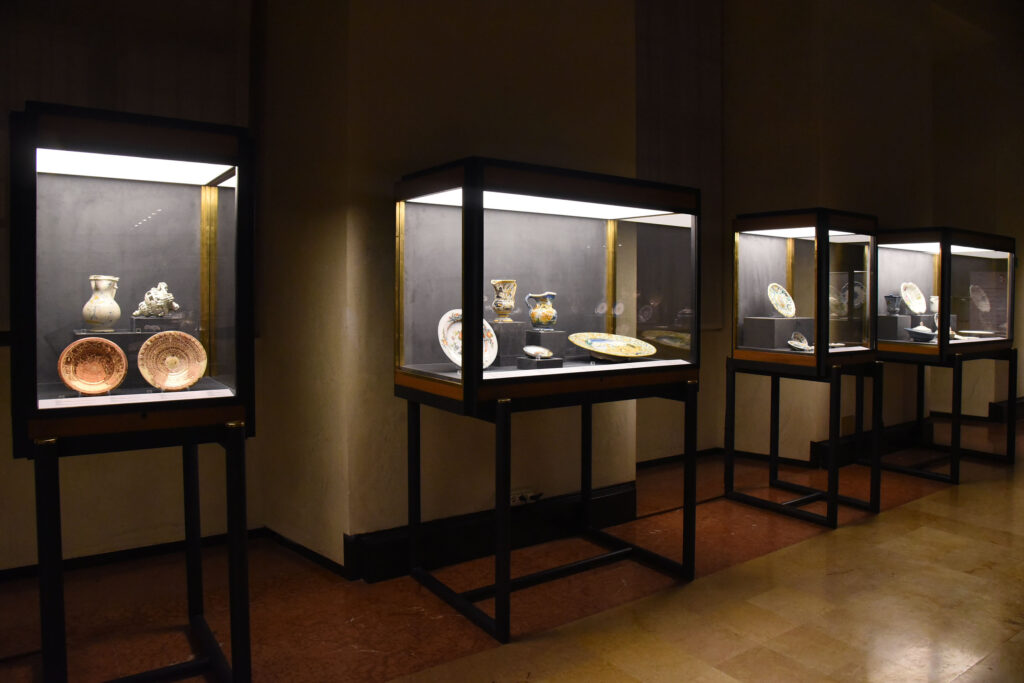 Musei civici di Palazzo Farnese - Piacenza - sala delle ceramiche - Foto Mauro Del Papa