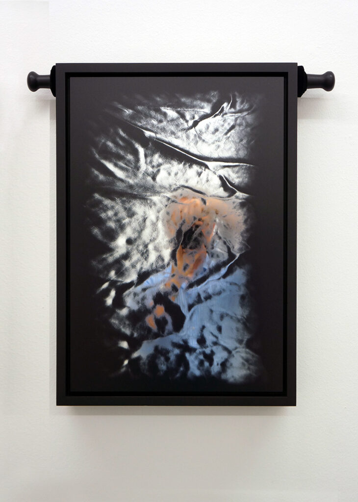 Silvio Wolf, Shivah, 2014, Stampa UV ink-jet stratificata su supporto specchiante, velluto nero foto-assorbente, 54x38x8cm, 1/3, Courtesy: dell’artista e della Galleria Photo&Co, Torino