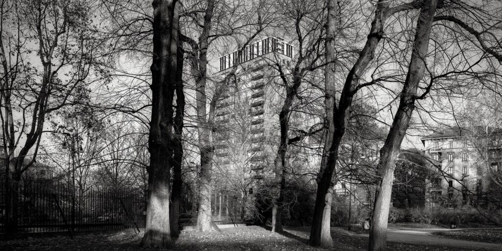 Matteo Cirenei, #19010216, Torre Baselli, Milano, 2019, Fotografia analogica, stampa Fine-art Giclée da scansione, 40x80cm, 1/9 + 2 PdA, Courtesy: dell’artista
